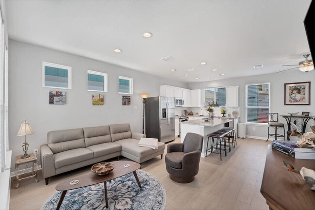 Building Photo - 2147 Hofstaat Unit ID1351223P