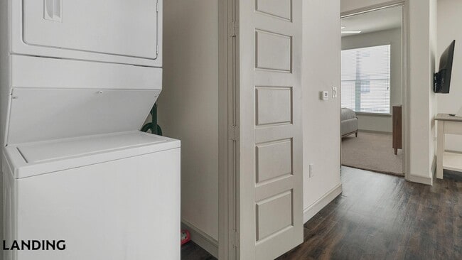 Photo - 1711 Caroline St Unit 331