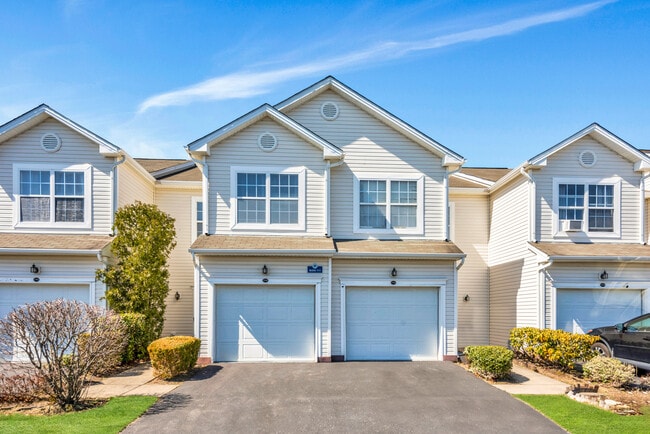 Photo - Rosemont Brookhaven