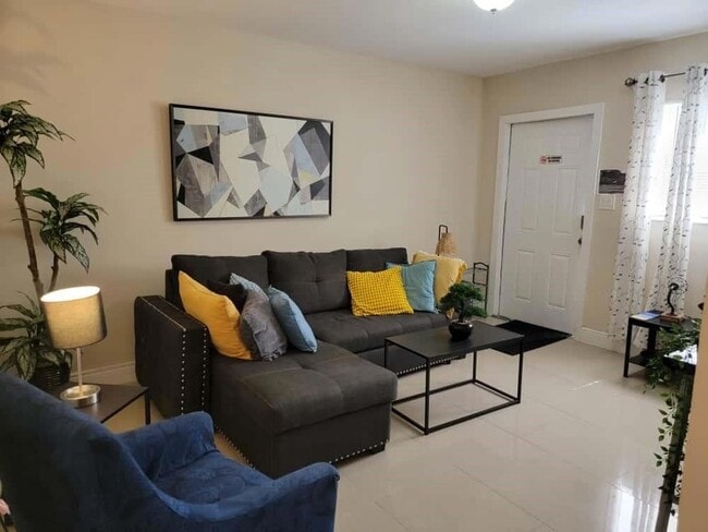 Photo - 441 NW 7th Terrace Unit 2