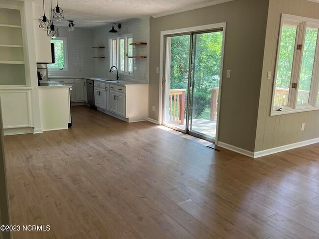 Photo - 307 Kyloe Rd