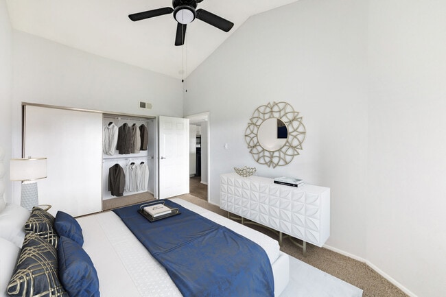 Photo - The Madison on the Lake