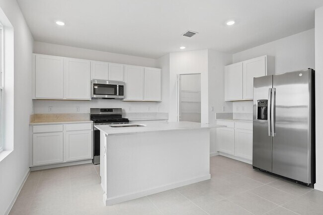 Photo - 10835 NW Moon Rise Ln