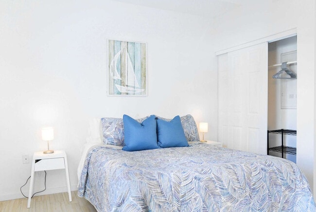 Photo - 481 NE 29th St Unit FL5-ID1022326P