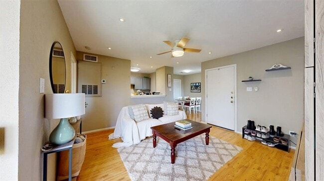 Photo - 1901 Holleman Dr W Unit 412