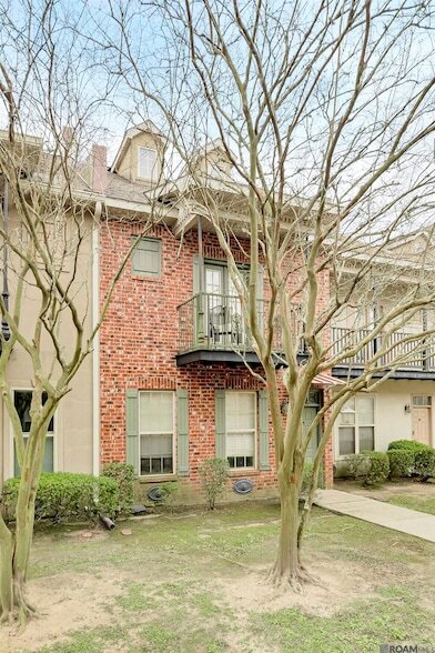 Building Photo - 10600 Lakes Blvd