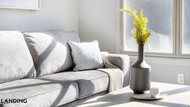 Building Photo - 49 Boulevard SE Unit C-426