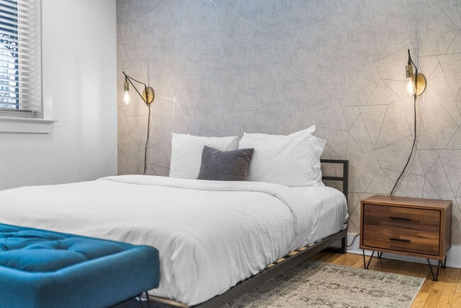 Photo - 1136 Crescent Ave NE Unit FL2-ID1356284P