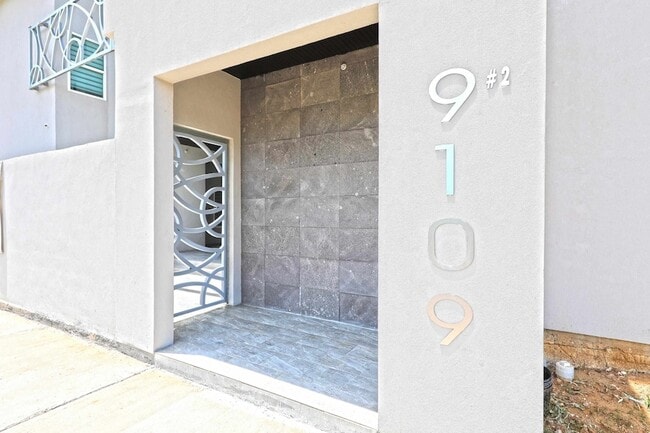 Photo - 9109 McPherson Rd Unit 5