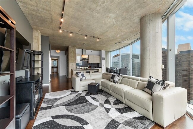 Photo - 600 N Fairbanks Ct Unit 3301
