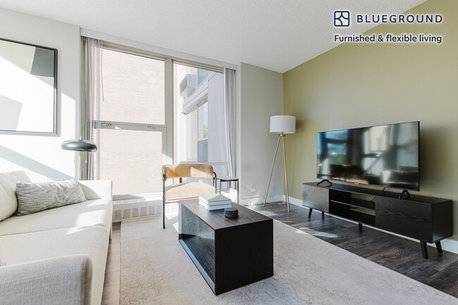 Photo - 5600 N Sheridan Rd Unit FL4-ID923