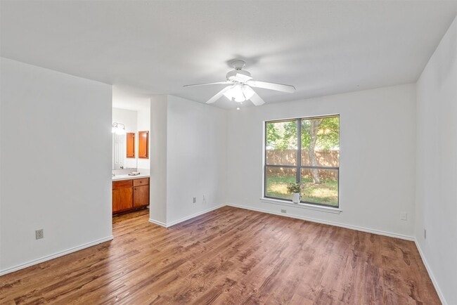 Photo - 1802 Dixie Ln