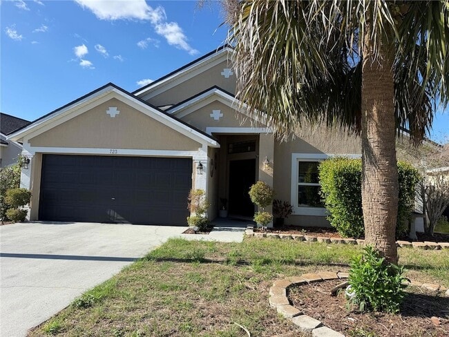 Photo - 723 Lady Diana Dr