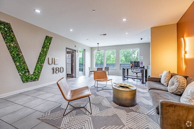 Interior Photo - Vue 180