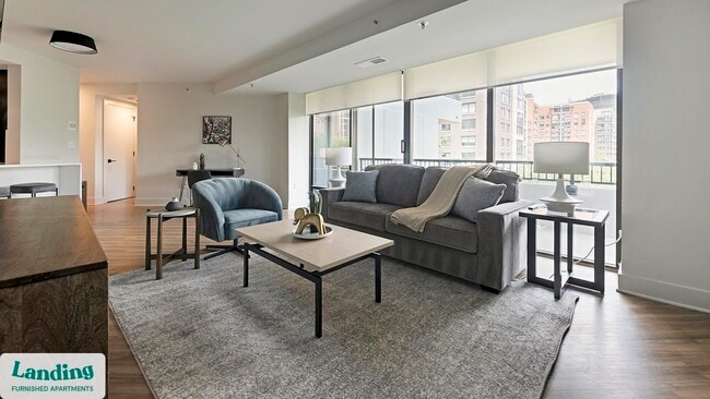 Building Photo - 1550 Clarendon Blvd Unit 507