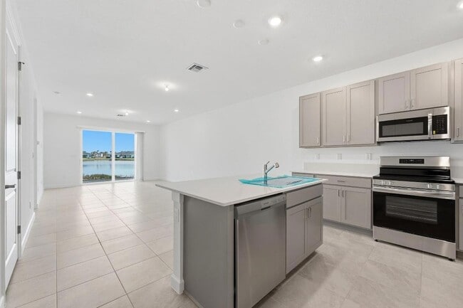 Photo - 6418 Seabright Ter