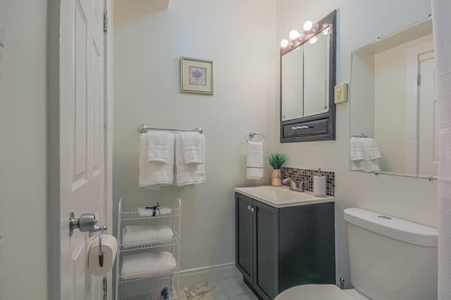 Photo - 839 Dunlop Ave Unit ID1296499P