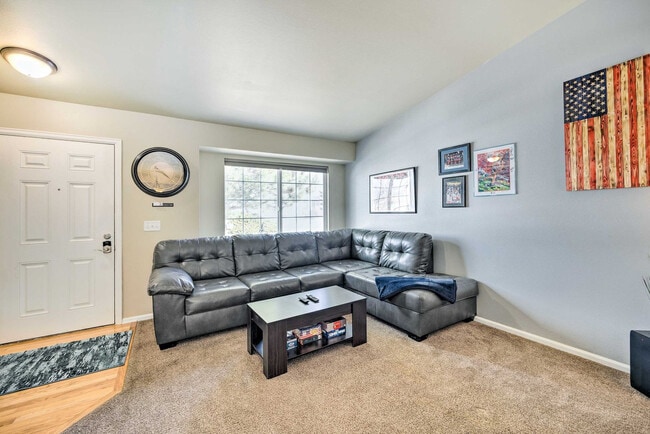 Building Photo - 5257 Pioneer Mesa Dr Unit SI ID1545952P