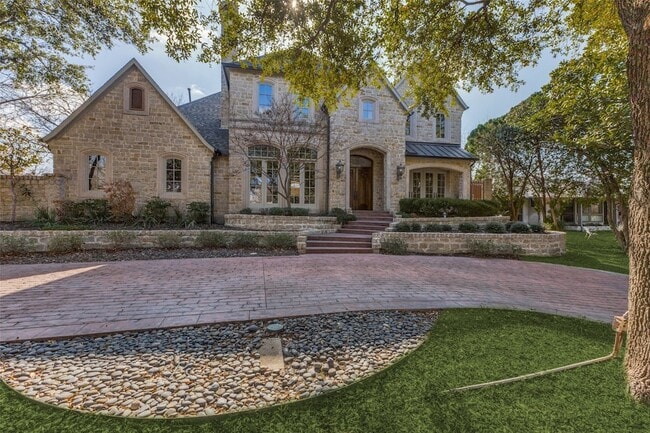 Building Photo - 6416 Dykes Way