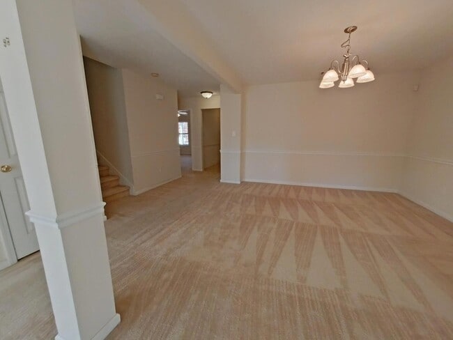 Photo - 113 Dozier Dr