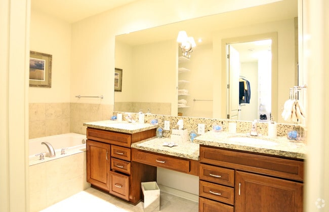 Photo - The Brandeis