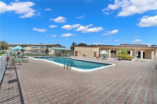 Photo - 7205 NW 5th Ct Unit 202