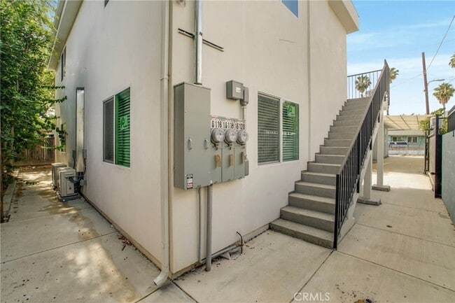 Photo - 16120 Haynes St