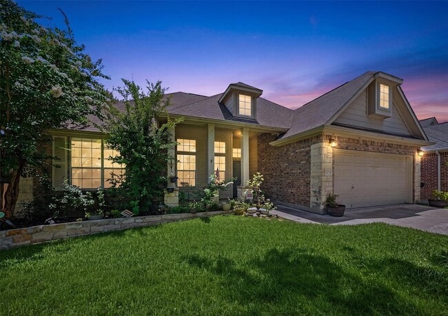 Building Photo - 1209 Horseback Hollow