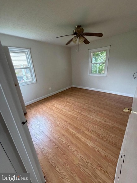 Photo - 163 Scott Dr