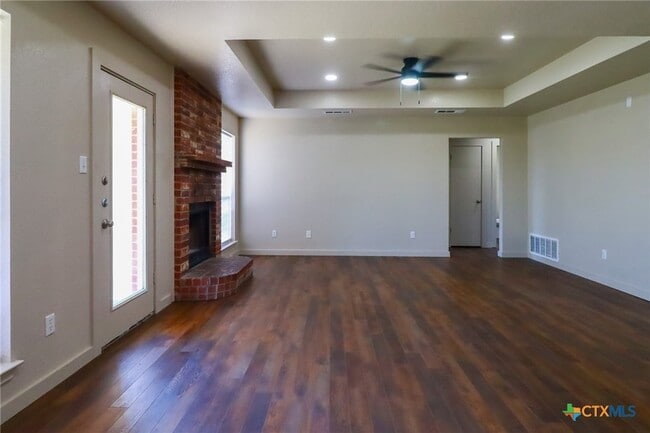 Photo - 3218 Rampart Loop