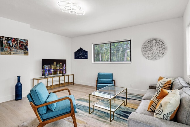 Photo - 1634 SW 4th Ave Unit ID1049791P