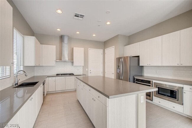 Photo - 11285 Essence Point Ave