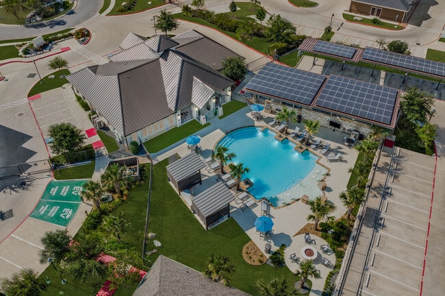 Photo - Ventana Plum Creek