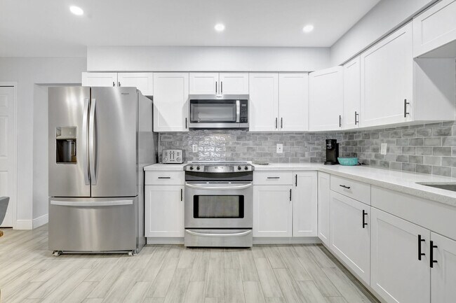 Photo - 2374 Poinciana Dr Unit FL1-ID1073509P