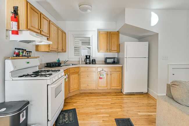 Photo - 139-141 Putnam Avenue-SI FL1-ID1546163P Unit SI FL1-ID1546163P