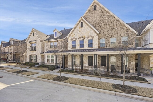 Photo - 7808 Manilla Dr