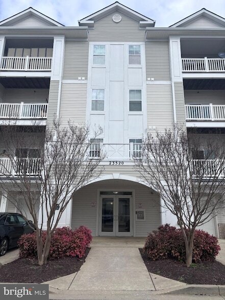 Building Photo - 23520 FDR Boulevard Unit 305