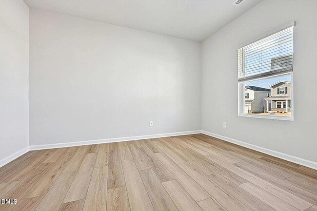 Photo - 528 Bridger Dr
