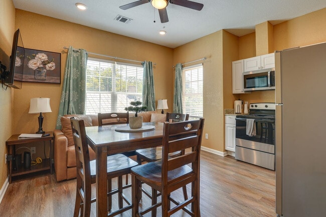 Photo - 422 Gulf St Unit SI ID1625083P