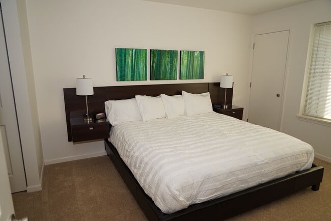 Photo - Prairie Square