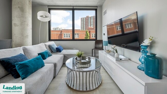 Photo - 4611 N Broadway Unit 212.1405810