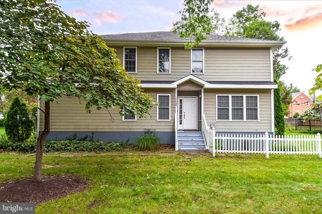 Photo - 1705 Commonwealth Ave Unit A