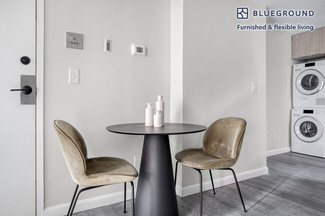 Photo - 125 Salem St Unit FL3-ID452