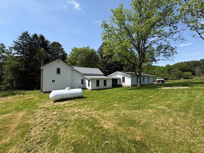 Photo - 1058 Campbell Run Rd