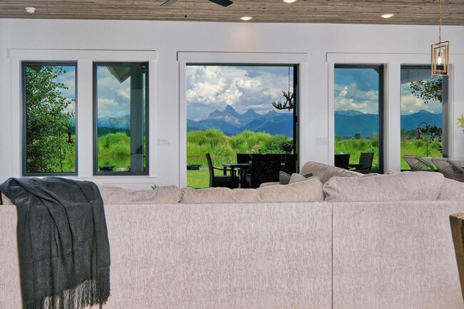 Photo - 4742 Heads Up Rd Unit ID1365725P