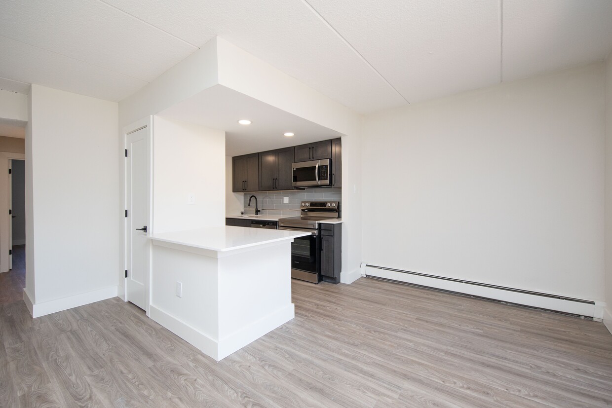 Floor Plan - Arbor Newly Renovated