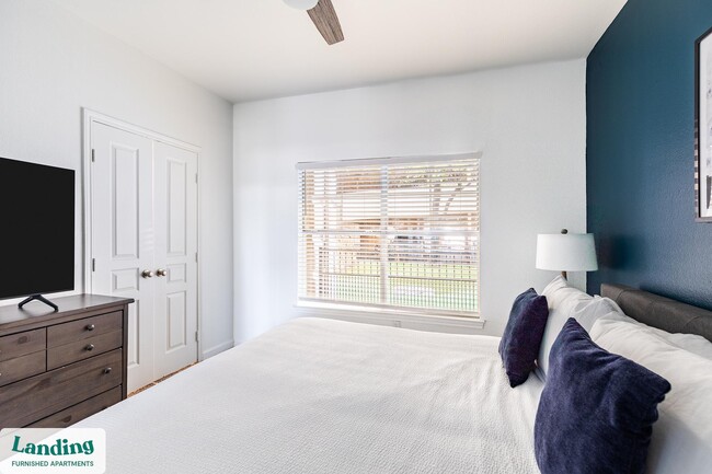 Photo - 1000 Henderson St Unit 118