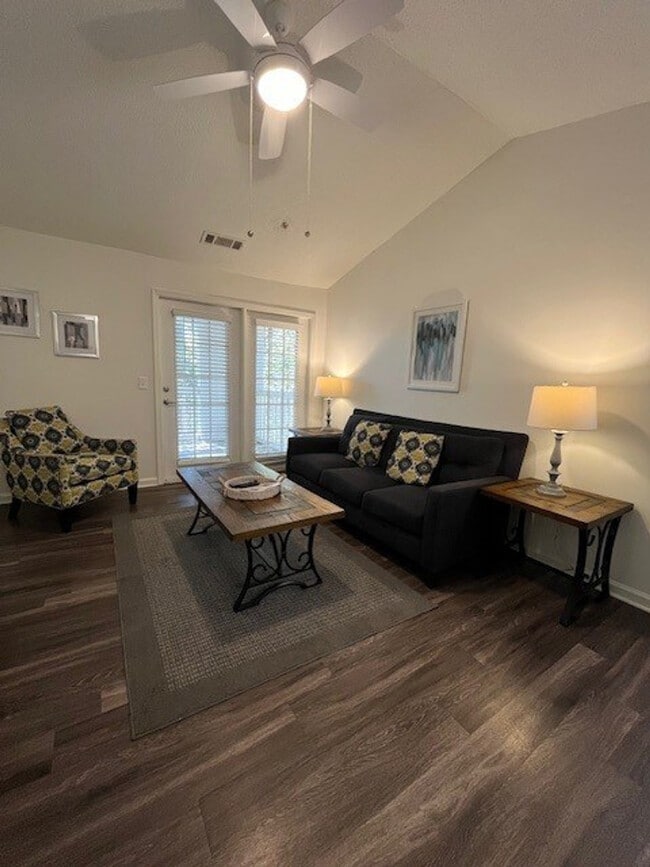 Building Photo - 2555 Old Milton Pkwy Unit ID1324942P