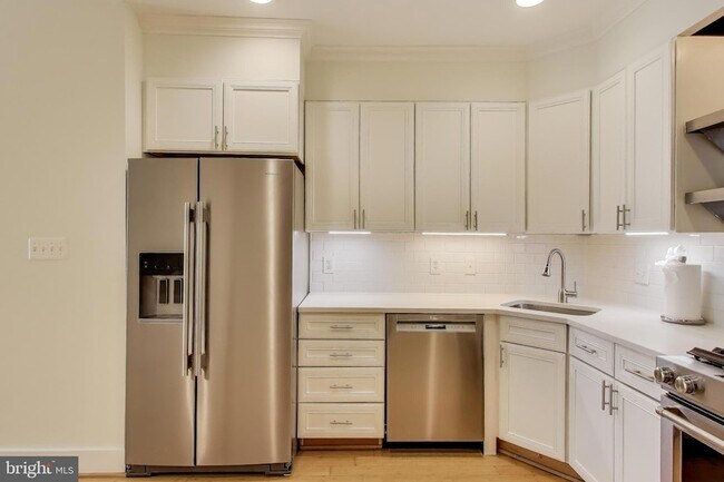 Photo - 1129 Columbia Rd NW