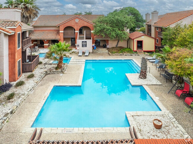 Building Photo - Santa Fe Condo Apartments